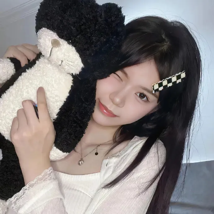 宫崎骏治愈童话《魔女宅急便》国日双语：骑着扫帚的13岁小魔女，每个女孩成长的必经之路